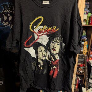 Selena Singer Comfort Colors Black T-Shirt. In good condition, size 2XL.